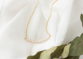 Perlenkette aus 585 Gelbgold mit zart rosé farbenen Perlen