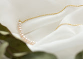 Perlenkette aus 585 Gelbgold mit zart rosé farbenen Perlen