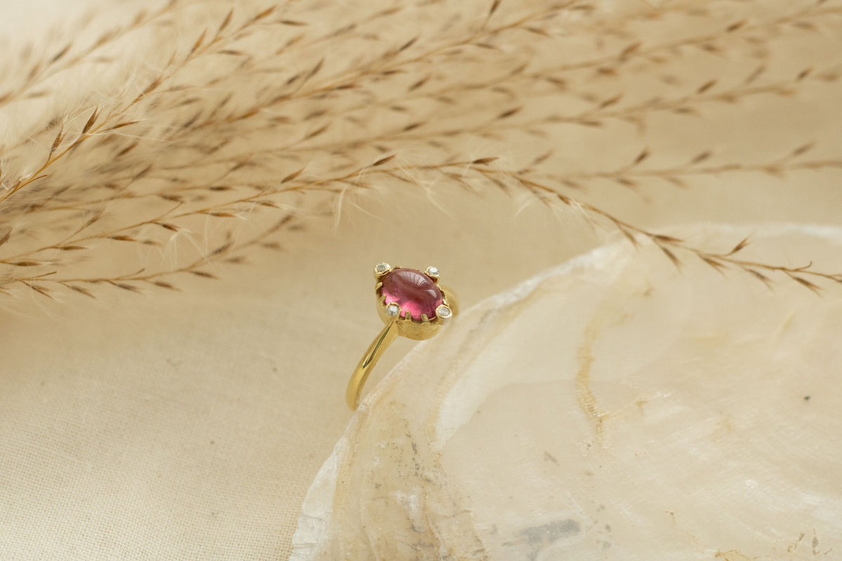 Rosa Turmalin Gold Ring, Jugendstil Goldring 750 Gelbgold, 18 Karat mit Turmalin, Diamant Ring Gold, Unikatschmuck, Goldschmied, Handarbeit