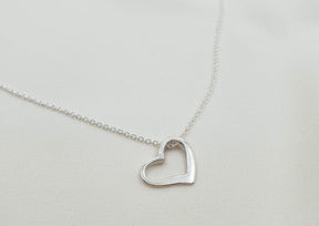 Herzkette,  925 Sterling Silber Halskette mit Herzanhänger, zarte Kette, romantisches Geschenk