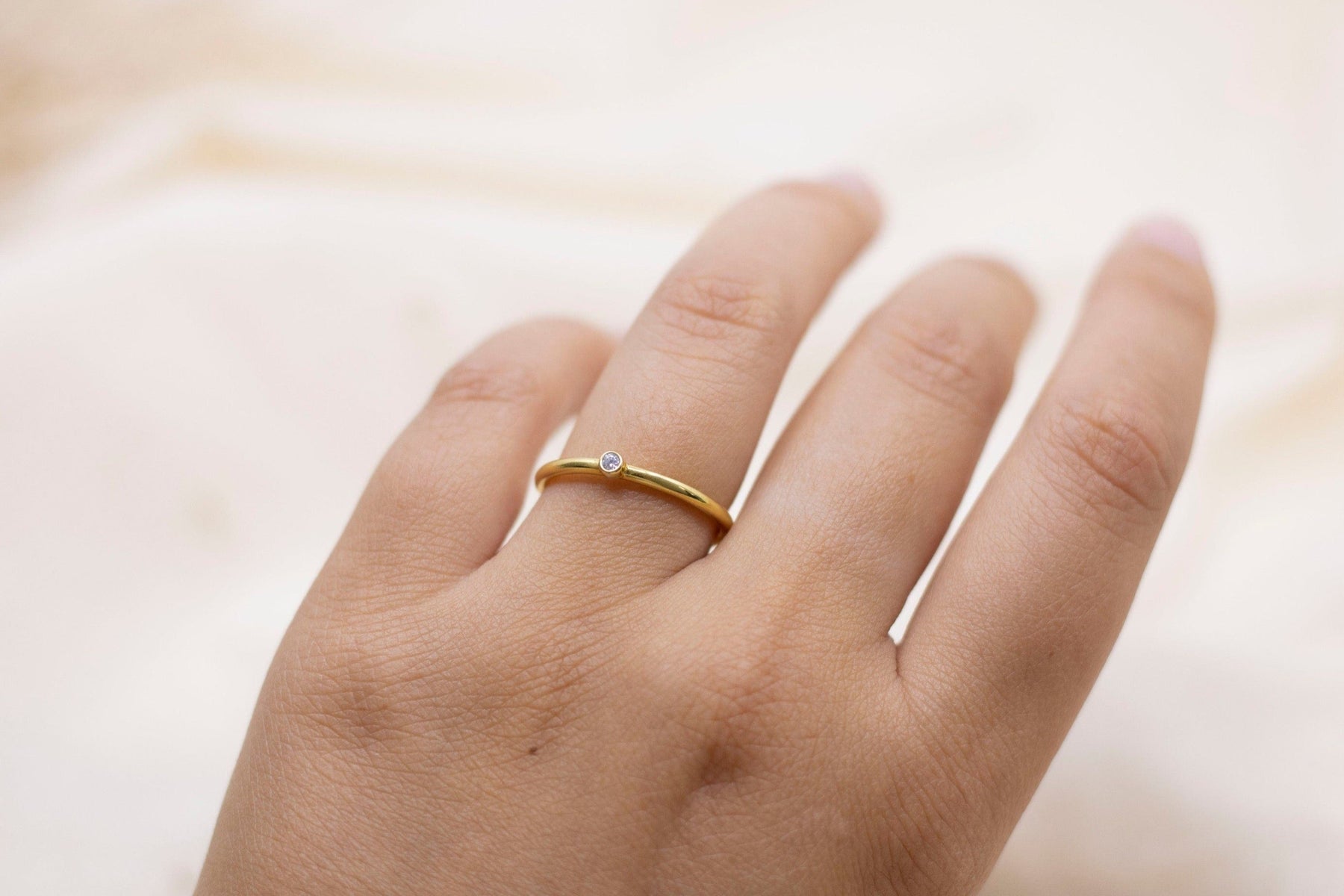 Filigraner Dimant Goldring, schmaler echt Gold Ring, 585 Gelbgoldring, Diamant Goldring Braut, Verlobungsring, Stapelring, minimalistisch